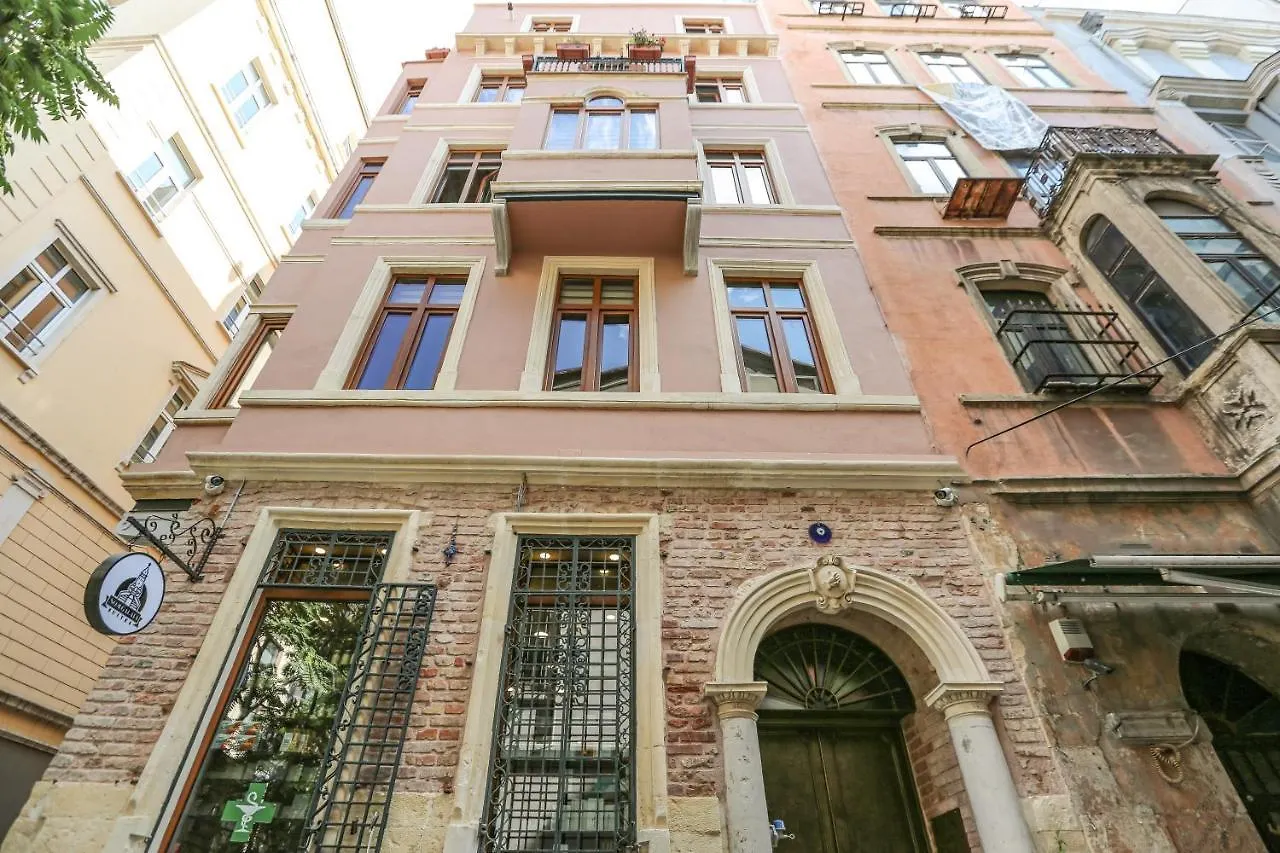 No 8 Galata Apartment Istanbul