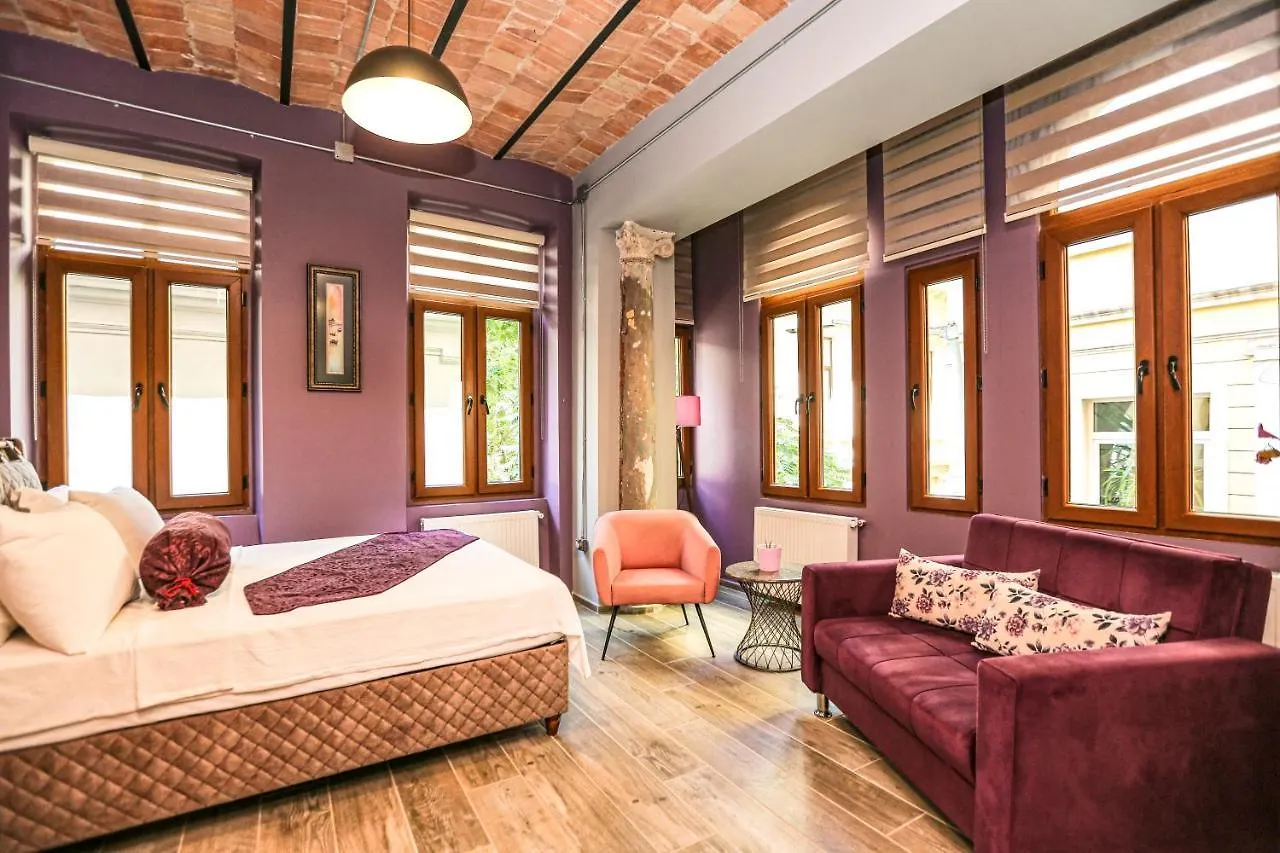 No 8 Galata Apartment Istanbul