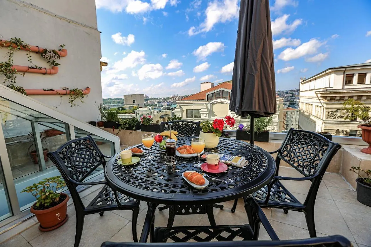 No 8 Galata Apartment Istanbul