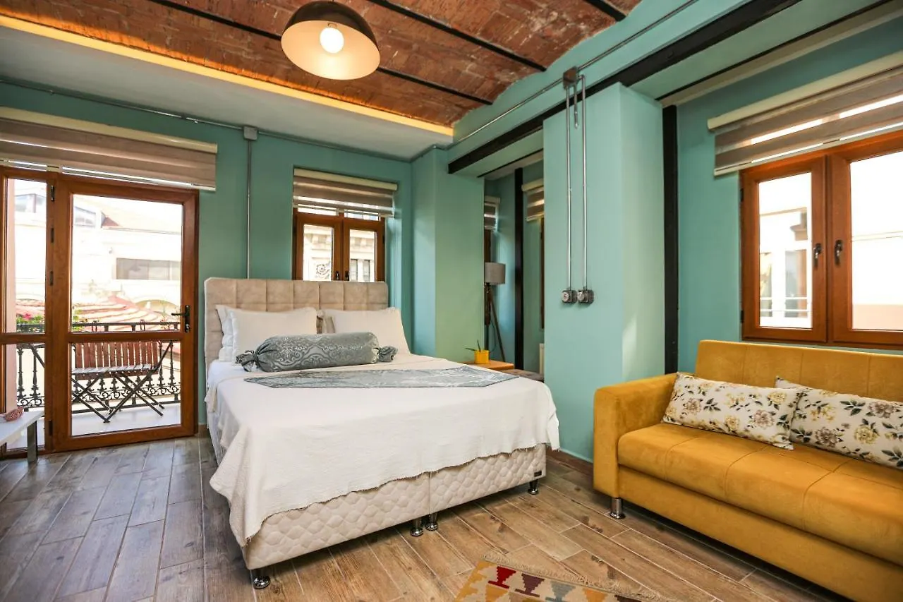 No 8 Galata Apartment Istanbul