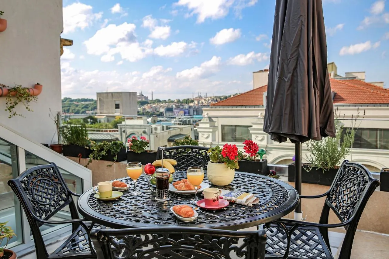 No 8 Galata Apartment Istanbul