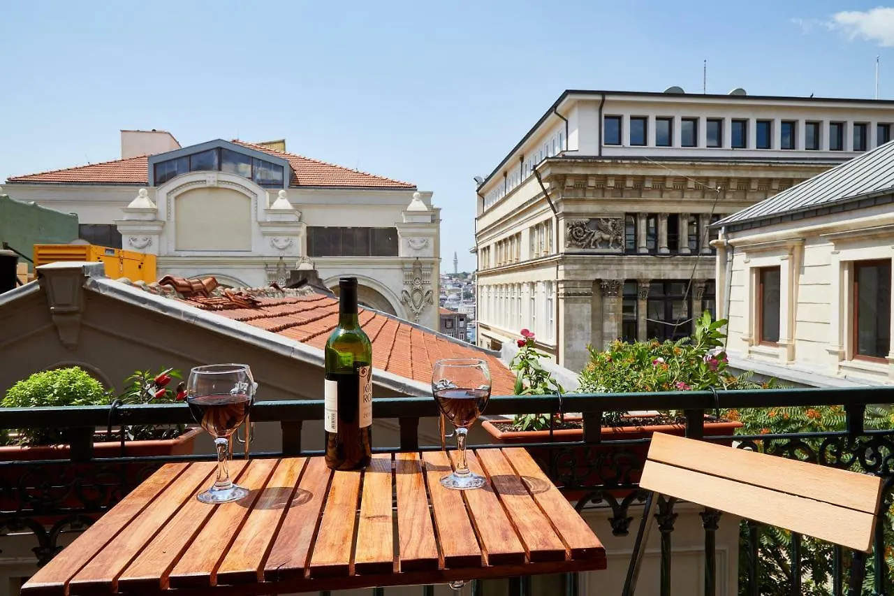 No 8 Galata Apartment Istanbul