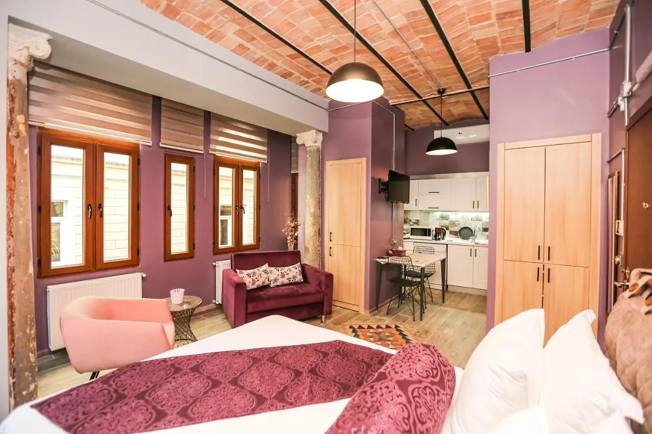 No 8 Galata Apartment Istanbul