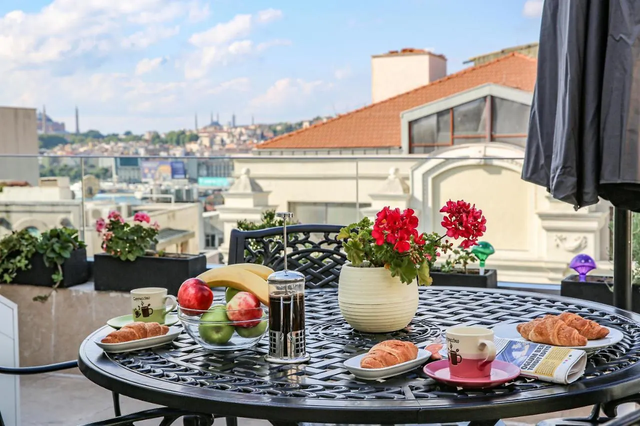 No 8 Galata Apartment Istanbul